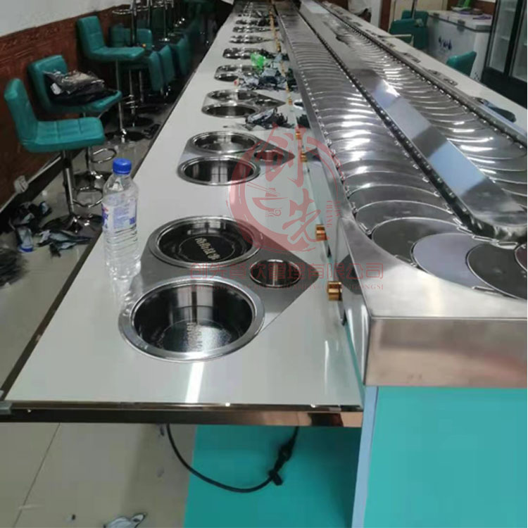 吉林省长春市宽城区柳影路榆树南街万龙第十城门市8.4米涮烤一体香蕉污视频安装完成