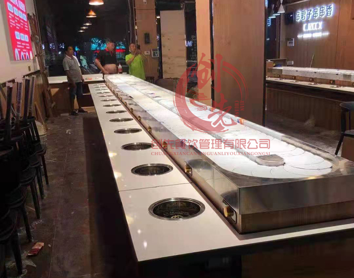 安徽省界首市中原路一中对面7.2米和5.4米香蕉污视频安装完成