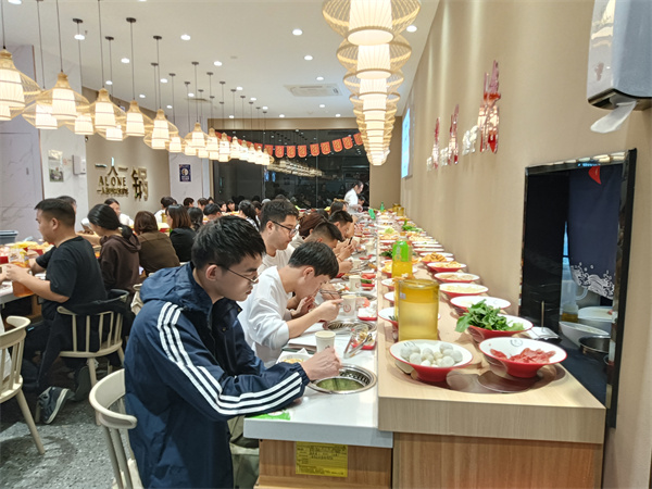 小火锅香蕉污视频