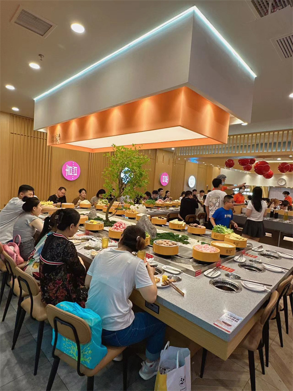 旋转小火锅香蕉污视频